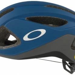Oakley ARO3 Casque